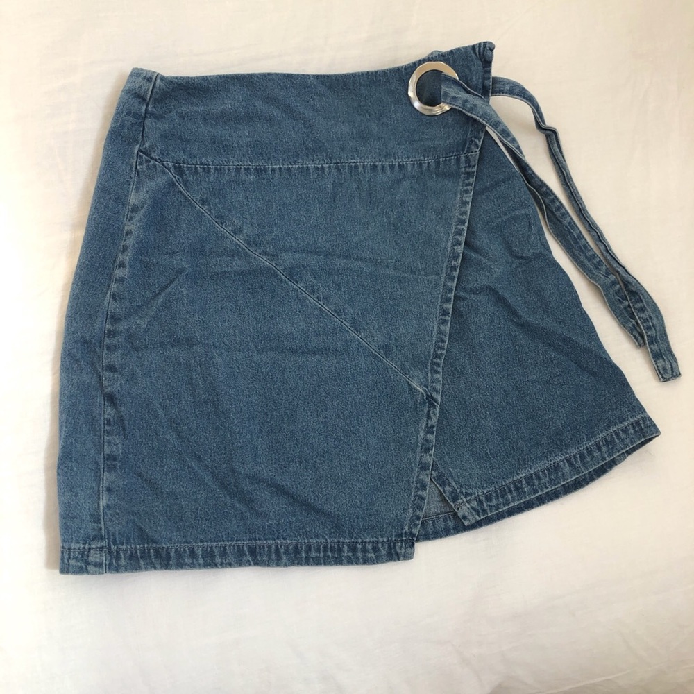 Crossover denim skirt